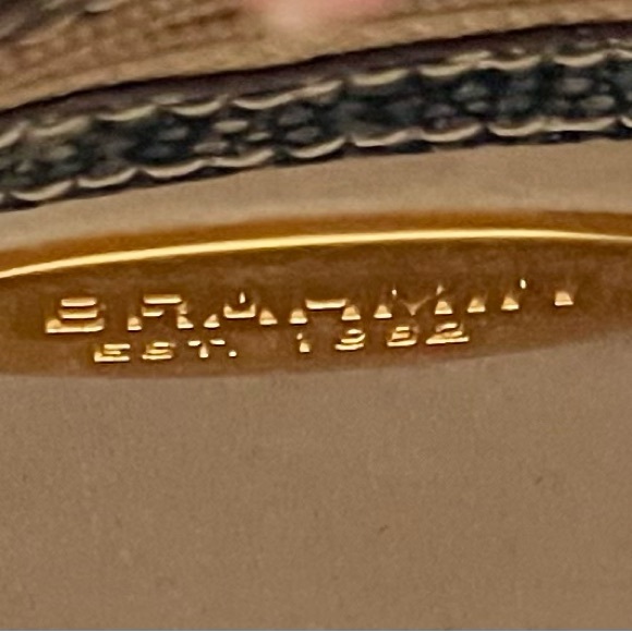 Read BUY or BUNDLE Brahmin Bekka bag, adj. strap-RARE Exq.can’t find exact bag. - Picture 12 of 12